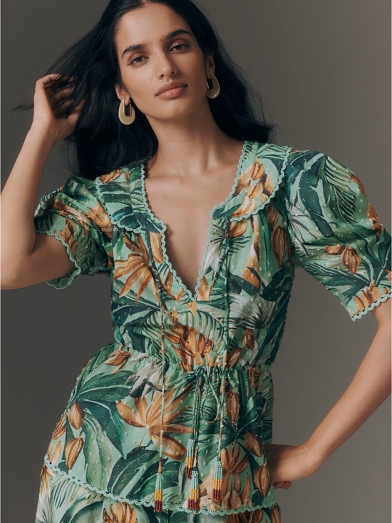 FARM Rio Tops - 🌴FARM Rio Tropical Puff Sleeve Babydoll Blouse w/Beaded Tassels🌴